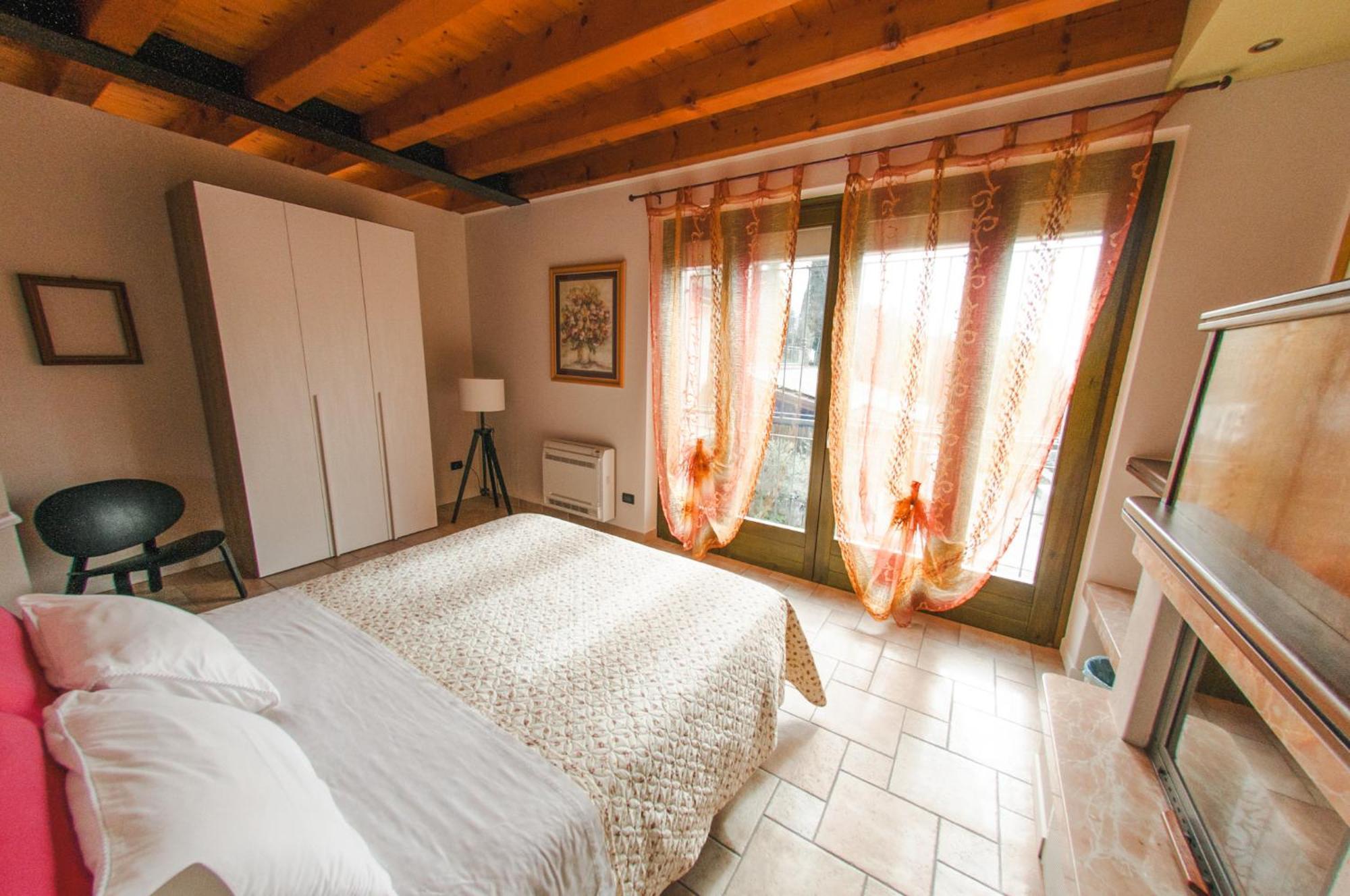 Casale Manzoni Apartment Верона Екстериор снимка