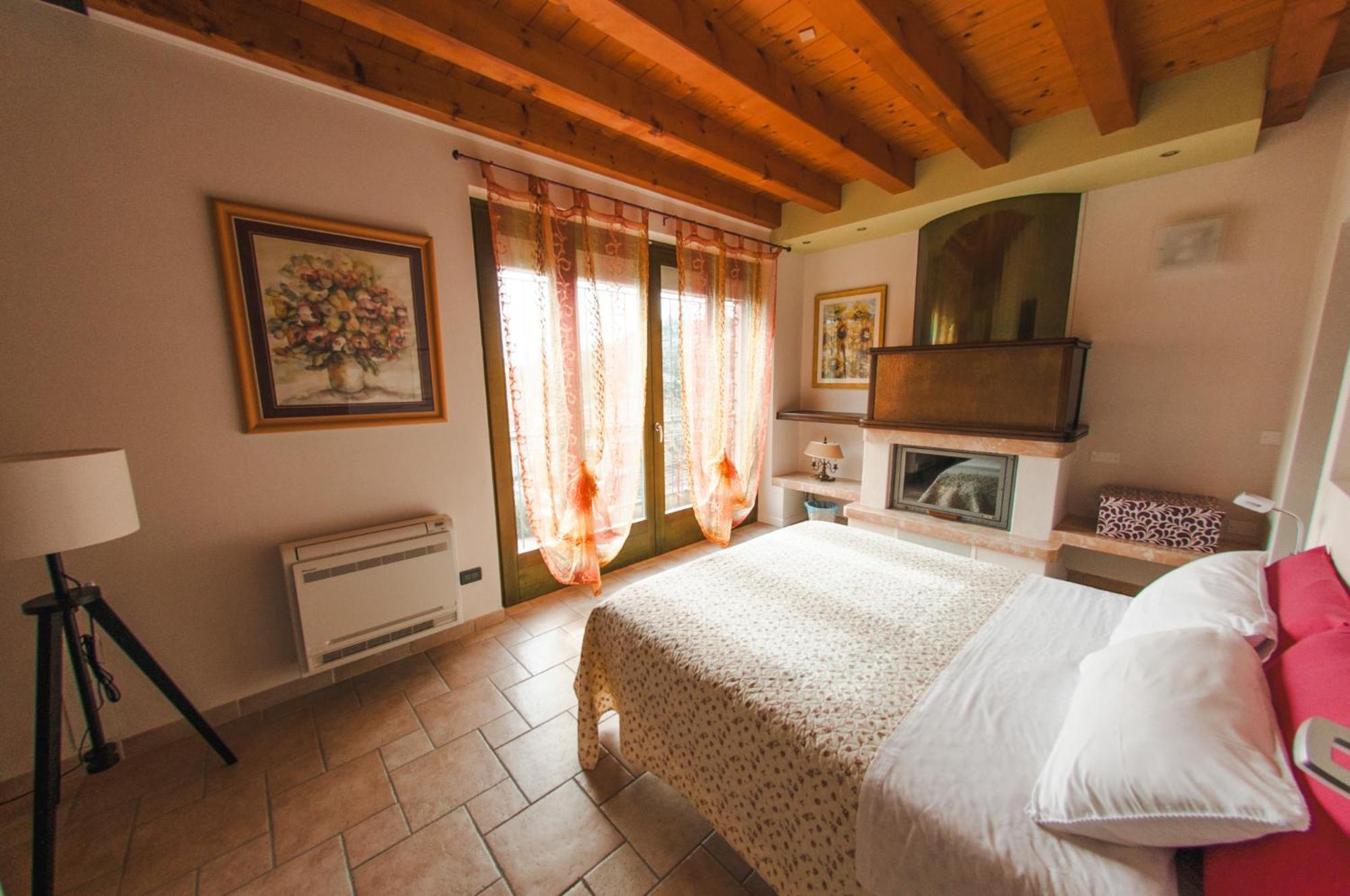Casale Manzoni Apartment Верона Екстериор снимка